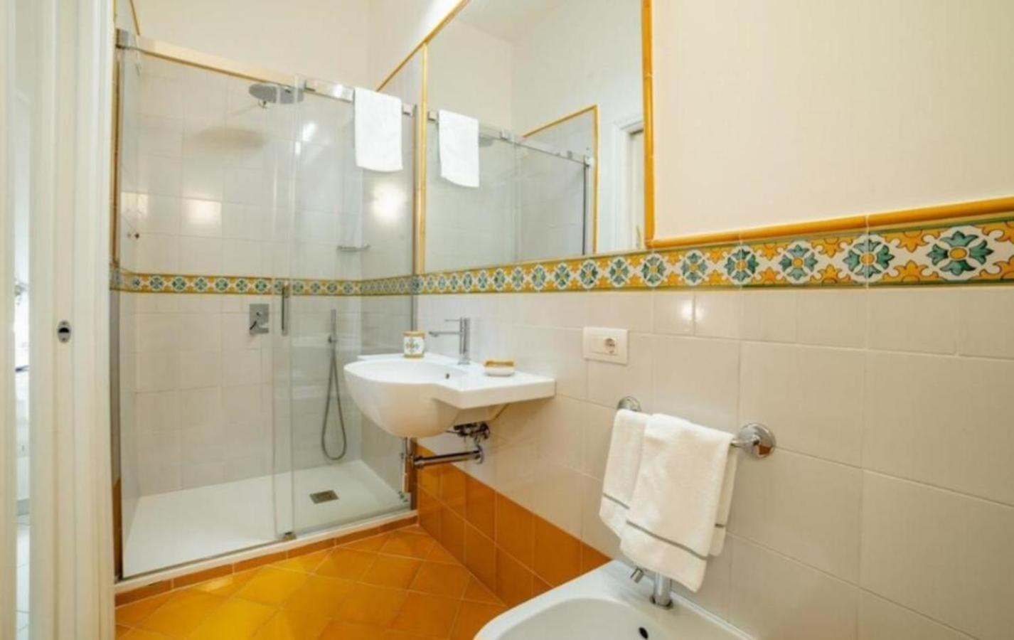 La Dolce Vita Ravello - Two Bedroom Apt With Sea View Terrace Esterno foto